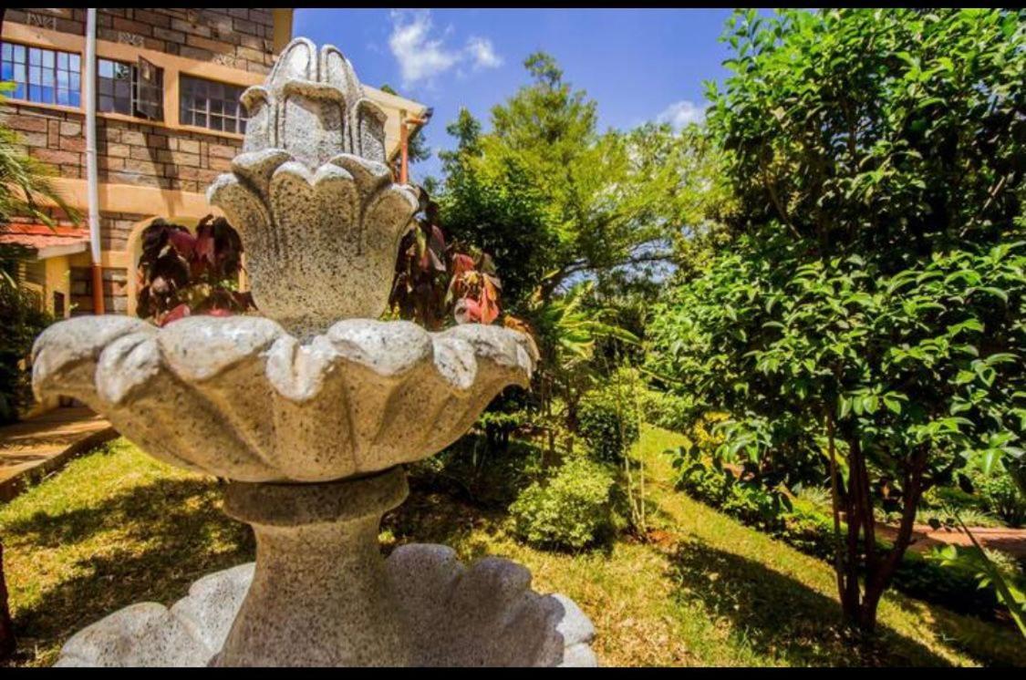 Riverfront Gardens Bed and Breakfast Mjini Esterno foto