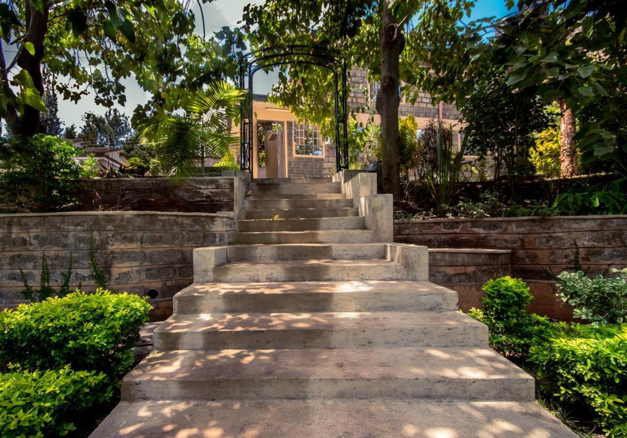 Riverfront Gardens Bed and Breakfast Mjini Esterno foto
